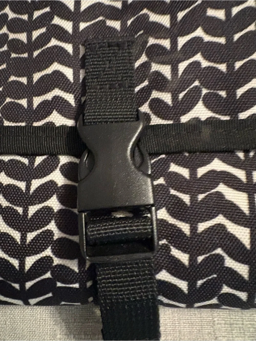Skidaddle by Skip Hop Black & White Travel diaper bag with fold out changing pad